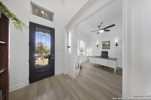 Listing photo id 2 for 1617 Cullanne Park