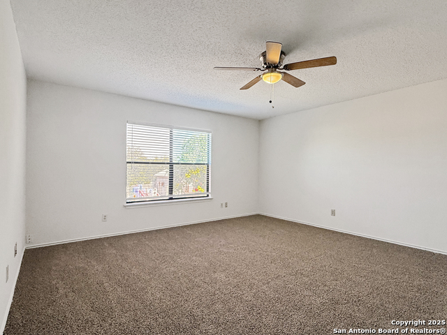 Listing photo id 15 for 7011 Cole Creek