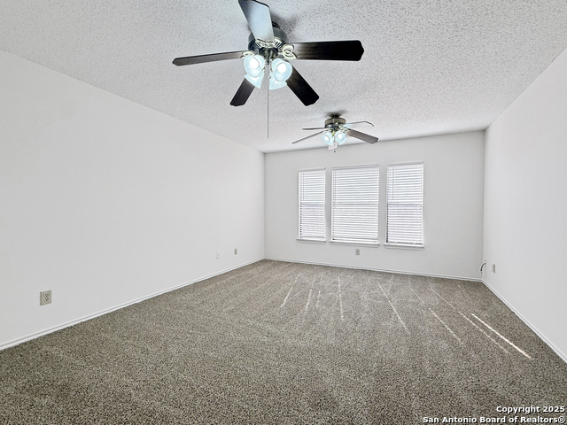 Listing photo id 23 for 7011 Cole Creek