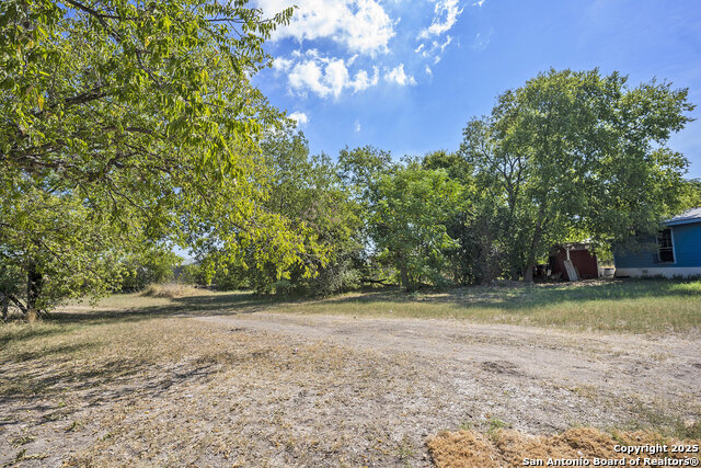 Image 16 of 29 For Na 41st St