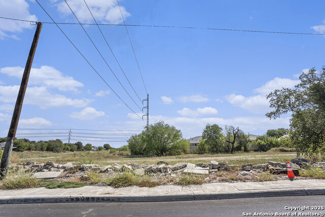 Image 6 of 29 For Na 41st St