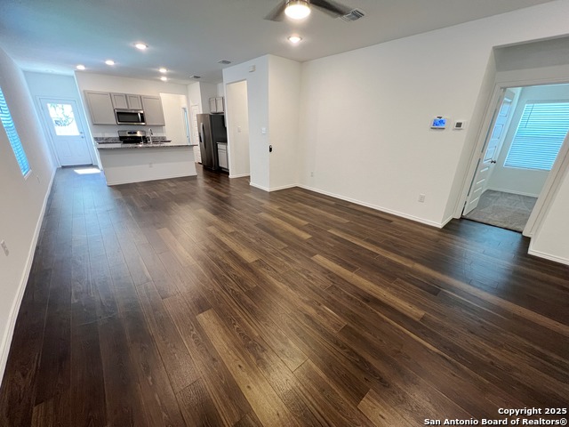 Image 4 of 30 For 4422 Chandler  4