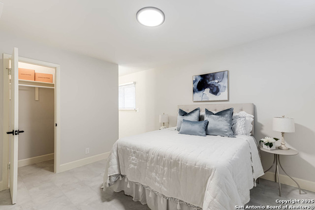 Image 26 of 35 For 7003 Glen Walk