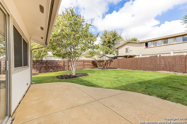 Image 34 of 35 For 7003 Glen Walk