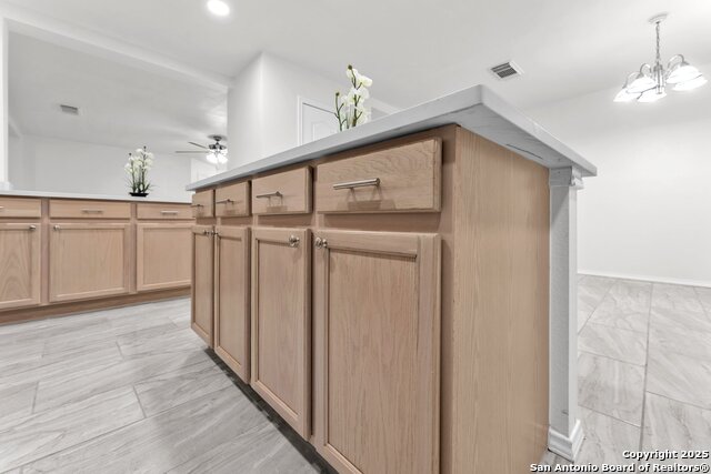 Image 15 of 36 For 15515 Spring Smt