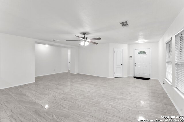 Image 7 of 36 For 15515 Spring Smt