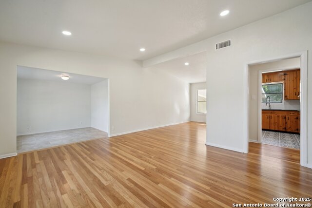 Image 2 of 25 For 407 Haverford Drive