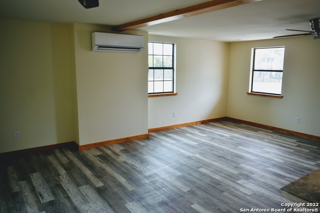 Image 10 of 20 For 415 10th St  