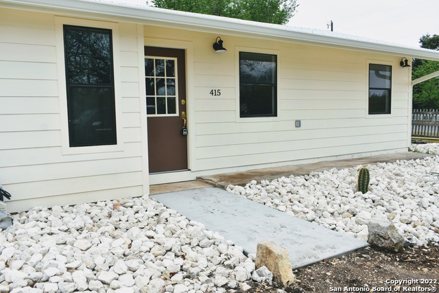 Image 3 of 20 For 415 10th St  