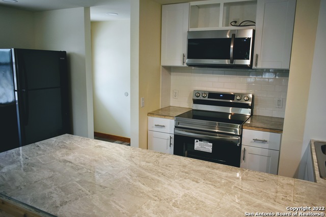 Image 6 of 20 For 415 10th St  