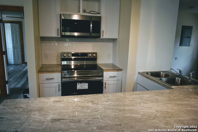 Image 7 of 20 For 415 10th St  