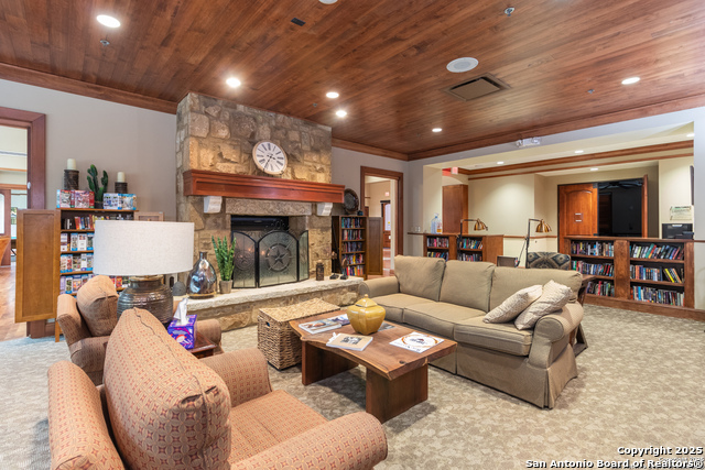 Image 22 of 35 For 12747 Pronghorn Oak