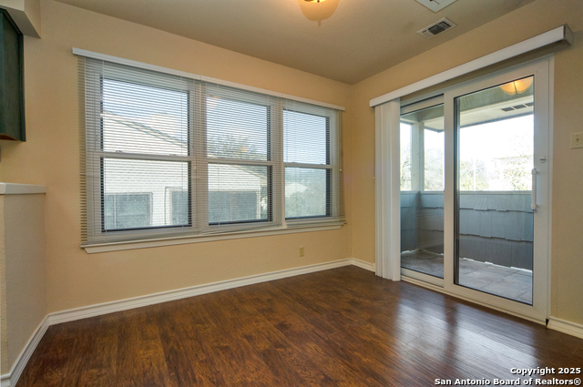 Image 7 of 12 For 14122 Churchill Estates  1302