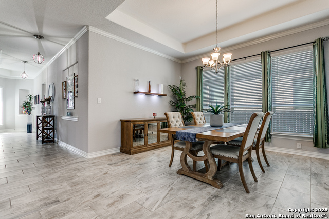 Listing photo id 10 for 1137 Limestone Way