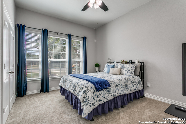 Listing photo id 14 for 1137 Limestone Way