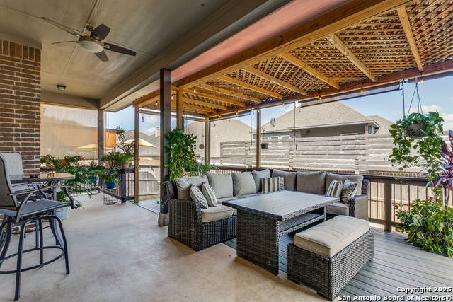 Listing photo id 20 for 1137 Limestone Way