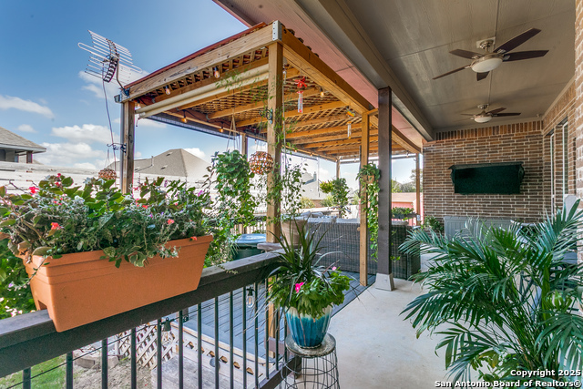 Listing photo id 21 for 1137 Limestone Way