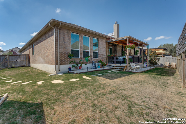 Listing photo id 22 for 1137 Limestone Way