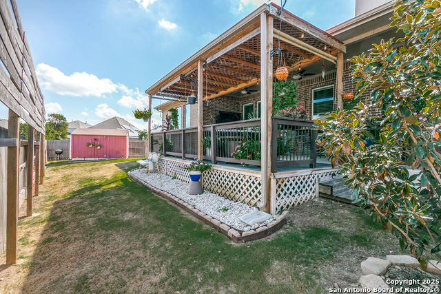 Listing photo id 23 for 1137 Limestone Way