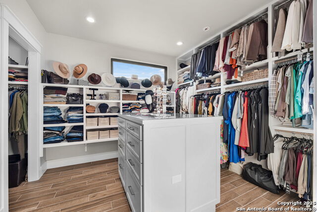 Image 15 of 50 For 1418 Park Road 37