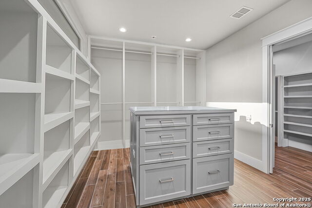 Image 17 of 50 For 1418 Park Road 37