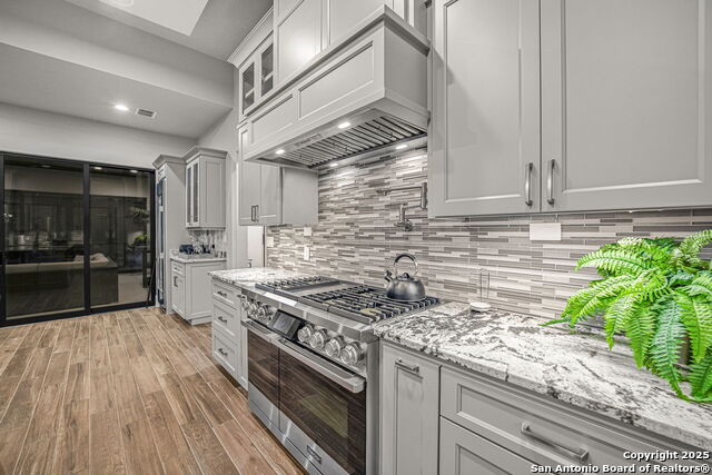 Image 21 of 50 For 1418 Park Road 37