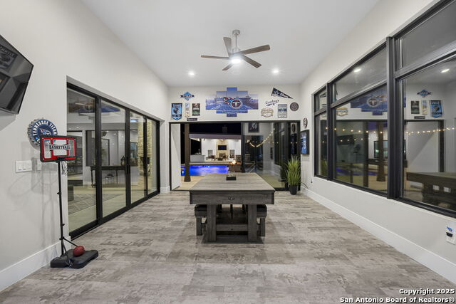 Image 31 of 50 For 1418 Park Road 37