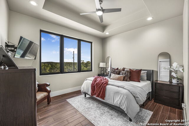 Image 35 of 50 For 1418 Park Road 37