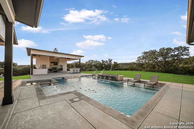 Image 40 of 50 For 1418 Park Road 37