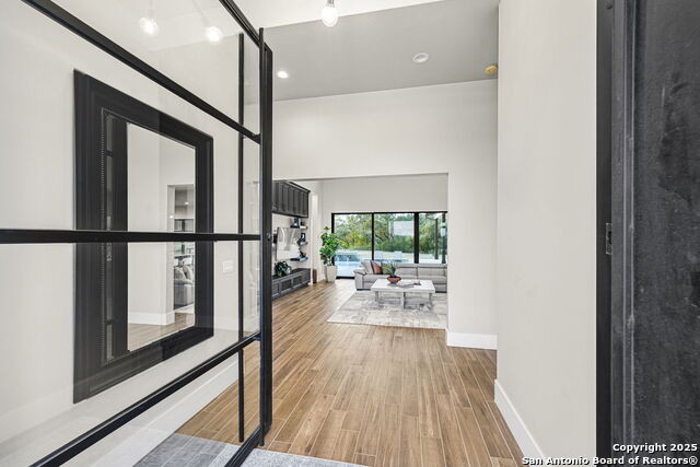 Image 7 of 50 For 1418 Park Road 37