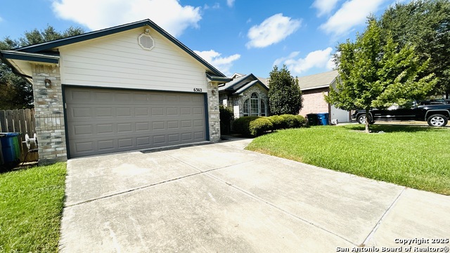 Image 2 of 42 For 6362 Parkland Oaks Dr