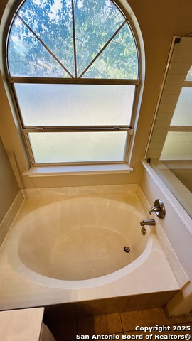 Image 33 of 42 For 6362 Parkland Oaks Dr