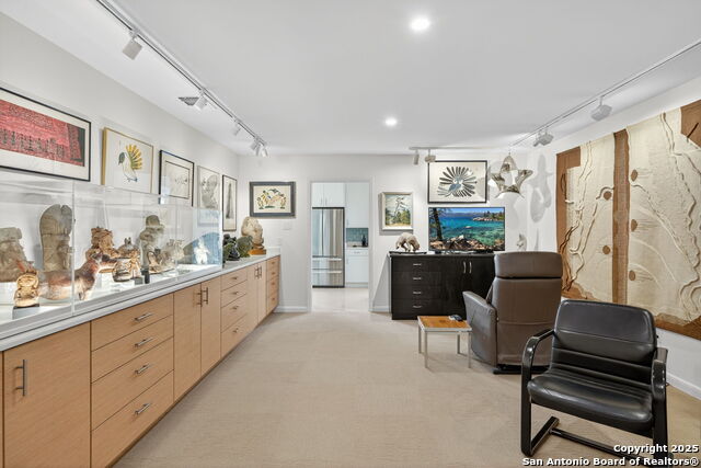 Image 16 of 31 For 300 Towne Vue