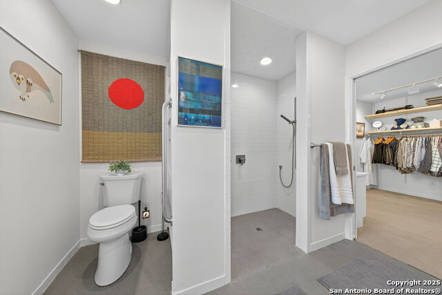 Image 21 of 31 For 300 Towne Vue