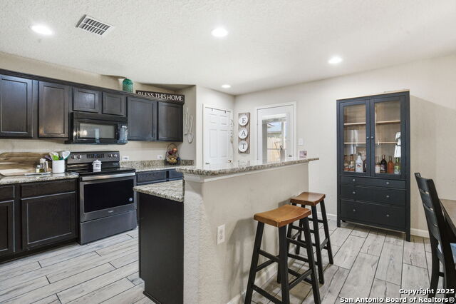 Image 4 of 32 For 8630 Spotted Owl