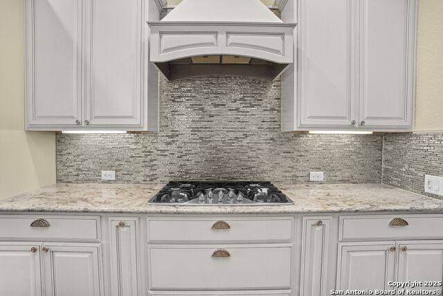 Image 18 of 54 For 9703 Ivory Canyon