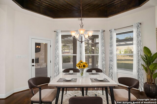 Image 21 of 54 For 9703 Ivory Canyon