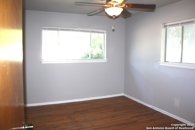 Image 12 of 21 For 1374 Mistletoe Ave