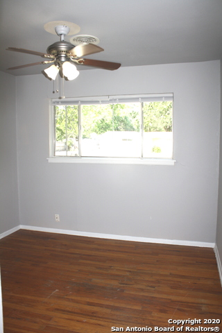 Image 14 of 21 For 1374 Mistletoe Ave