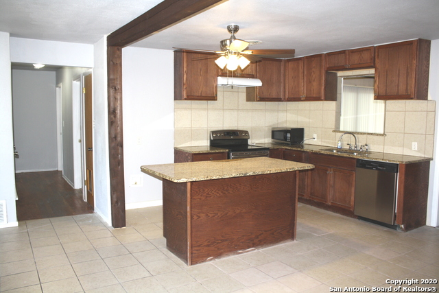 Image 8 of 21 For 1374 Mistletoe Ave