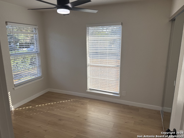 Image 16 of 23 For 5807 Stonybrook