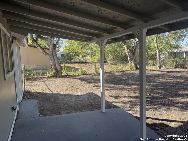 Image 21 of 23 For 5807 Stonybrook