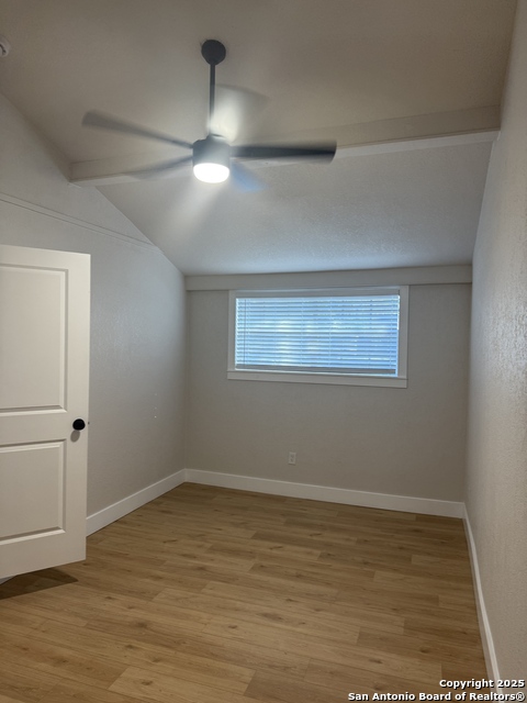 Image 4 of 23 For 5807 Stonybrook