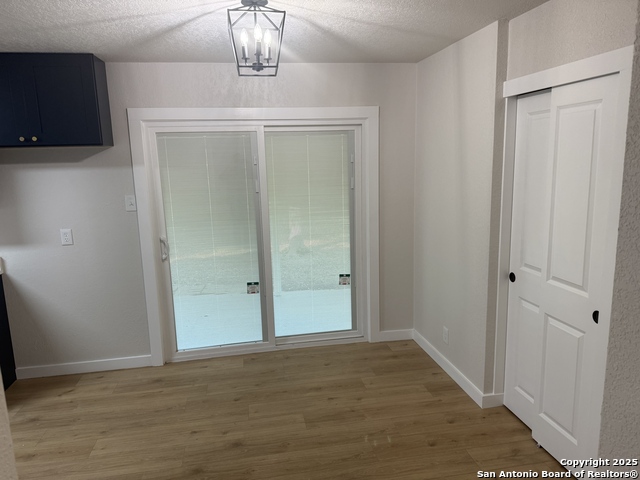 Image 7 of 23 For 5807 Stonybrook