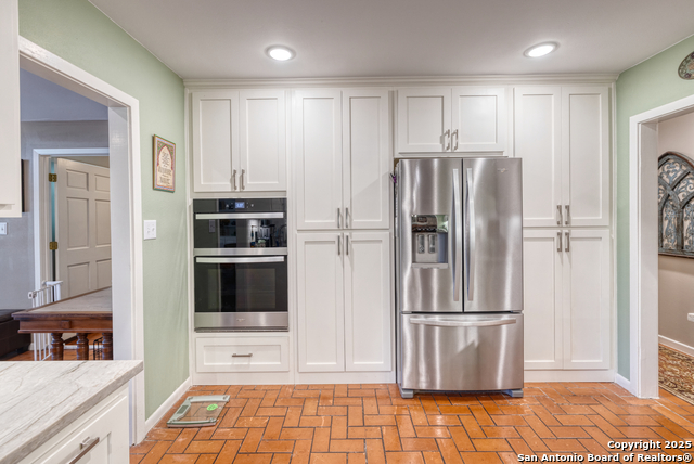 Image 17 of 46 For 1204 27th