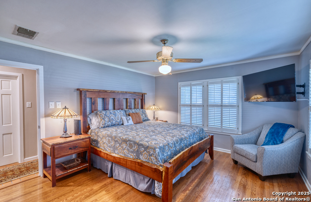 Image 27 of 46 For 1204 27th