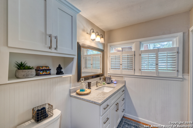 Image 29 of 46 For 1204 27th