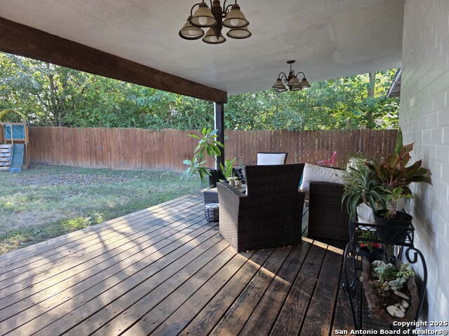 Details for 932 Getty S, Uvalde, TX 78801