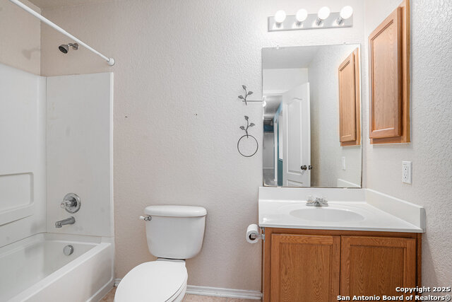 Image 16 of 27 For 5214 Green Coral