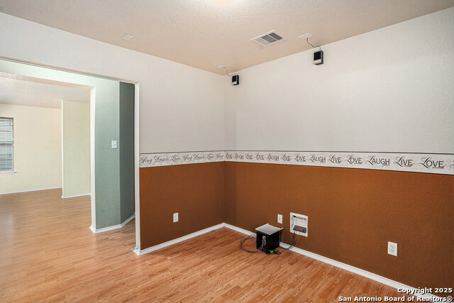 Image 21 of 27 For 5214 Green Coral